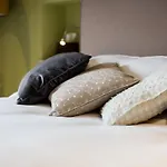 Cheffins At The Beaumont Πανδοχείο St Aubin