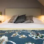 Πανδοχείο Cheffins At The Beaumont