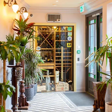 Cheffins At The Beaumont Мини-отель 4*
