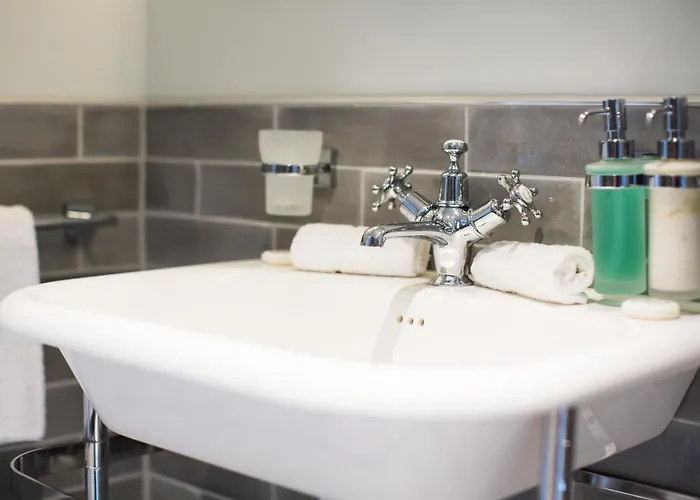 Πανδοχείο Cheffins At The Beaumont St Aubin